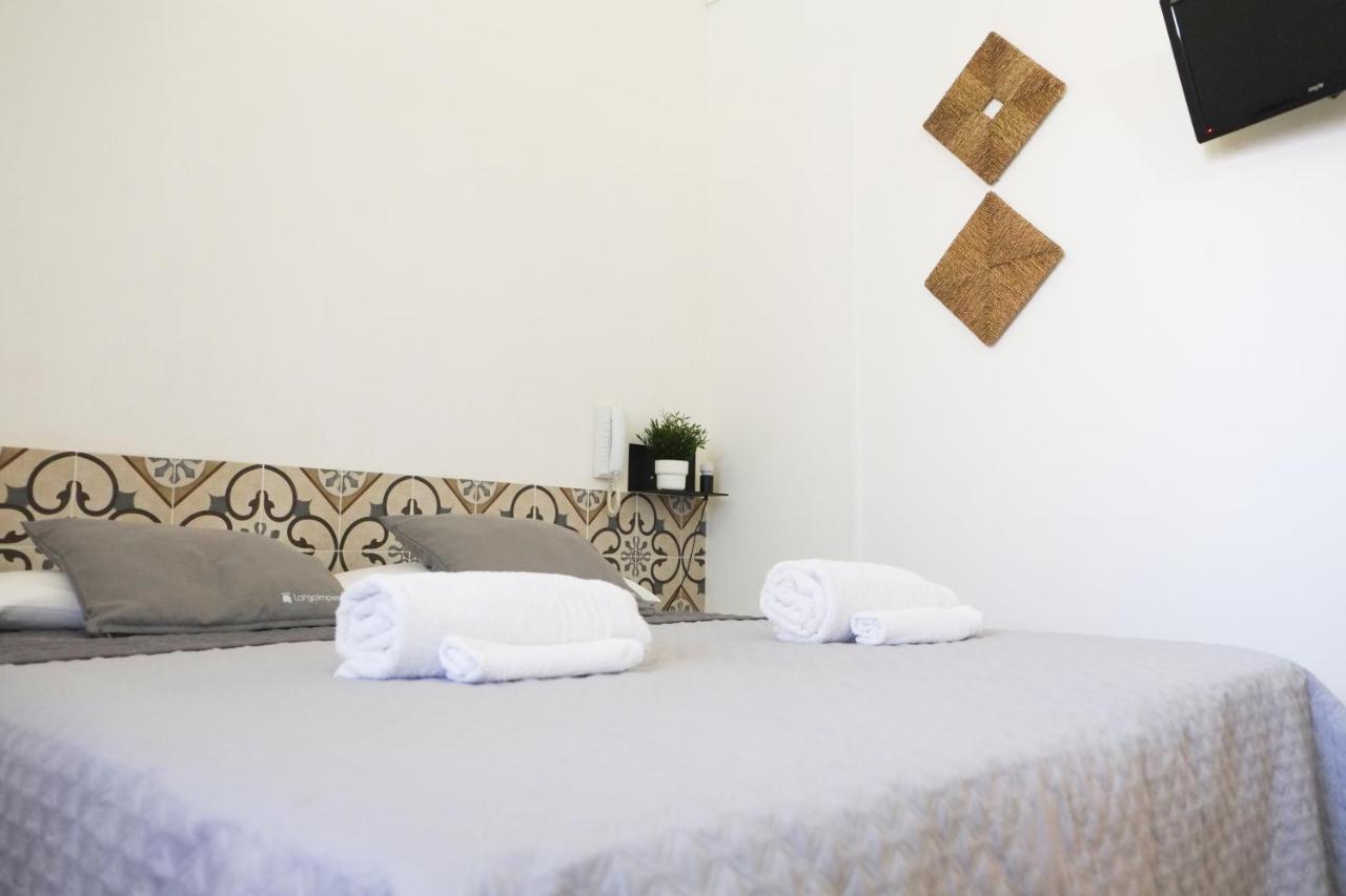 Largo Imperiali B&B Avetrana Eksteriør billede